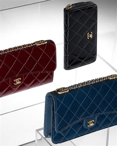 Chanel Quilted Wallet on Chain in Patent 